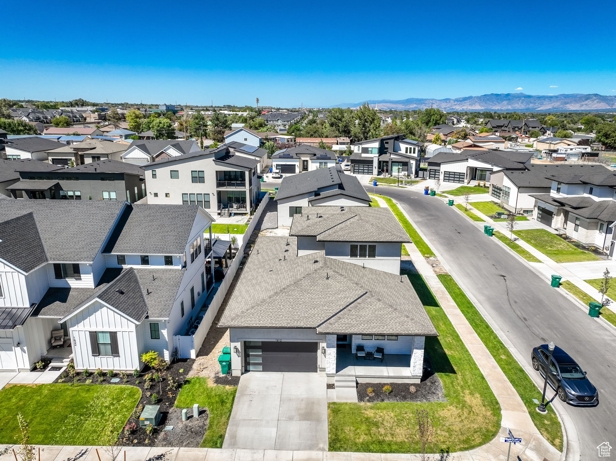 TOLL BROTHERS - SYCAMORE GLEN - Residential