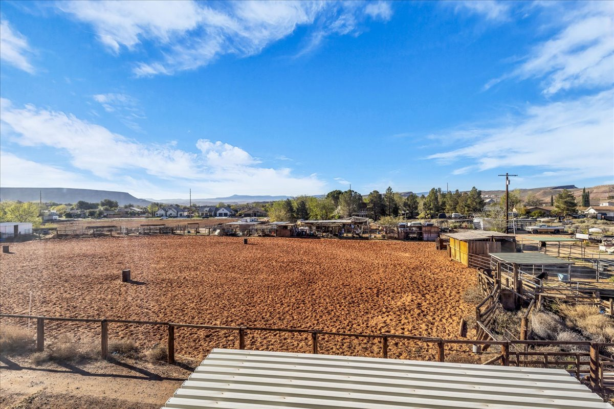 HERITAGE POINTE - Residential