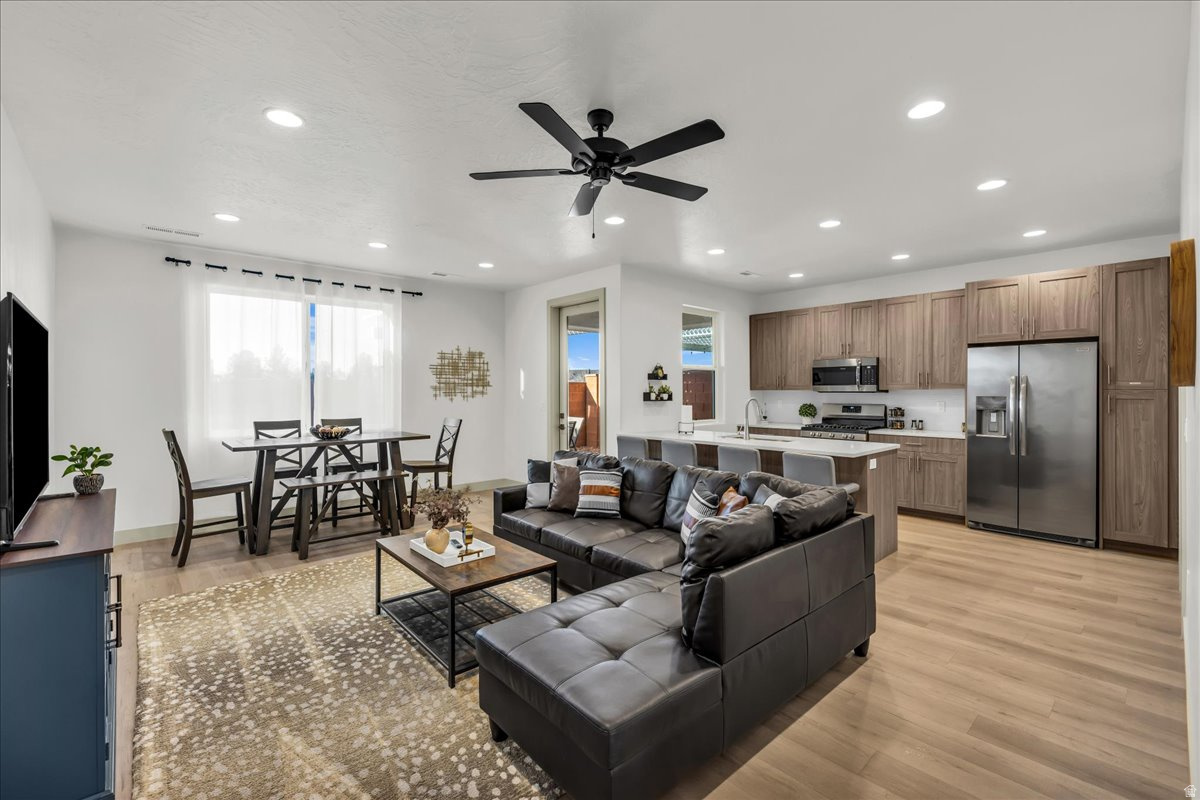 HERITAGE POINTE - Residential