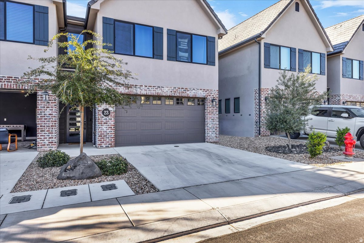 HERITAGE POINTE - Residential