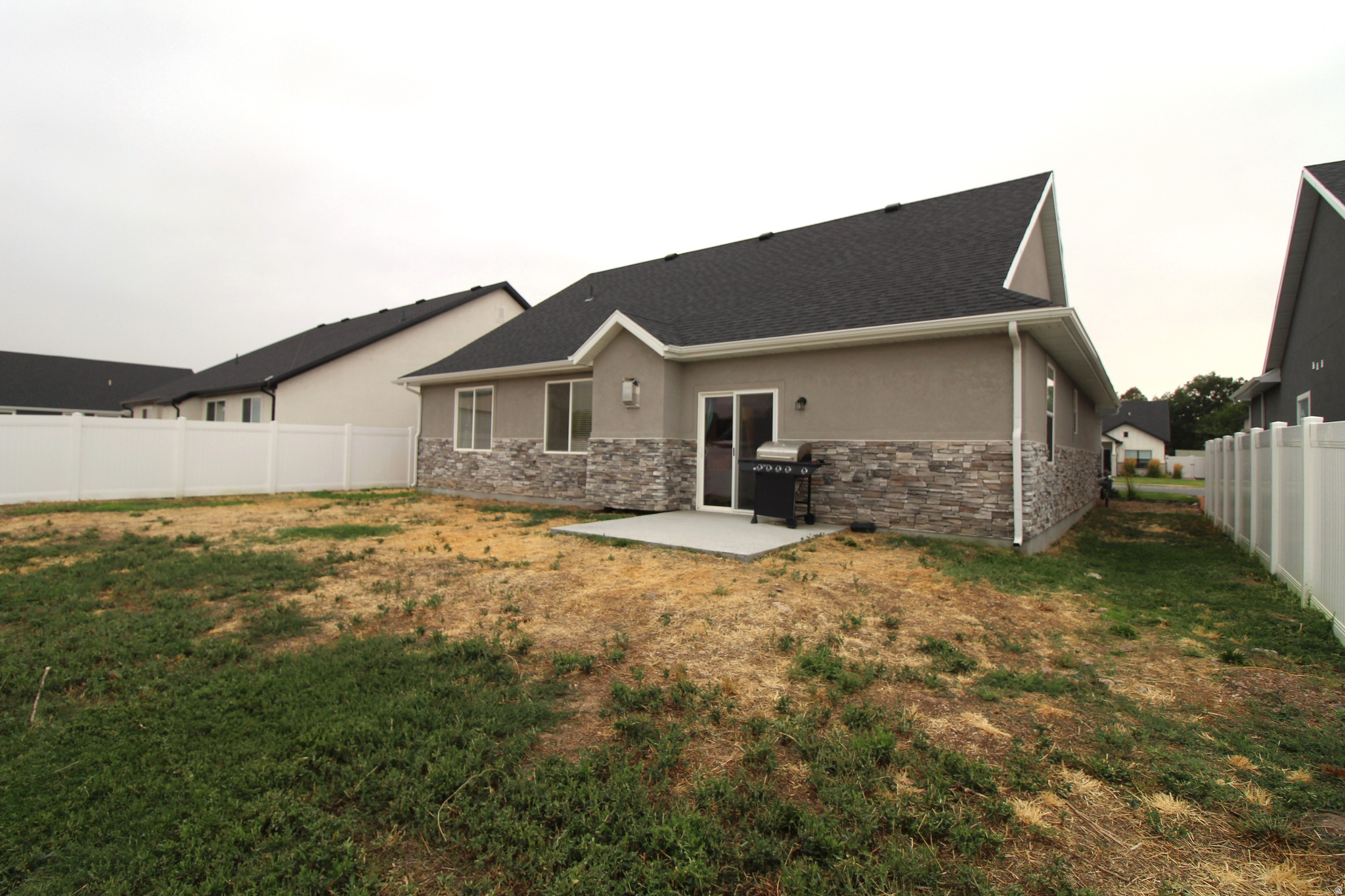 PANUZIO FARMS PRUD - Residential