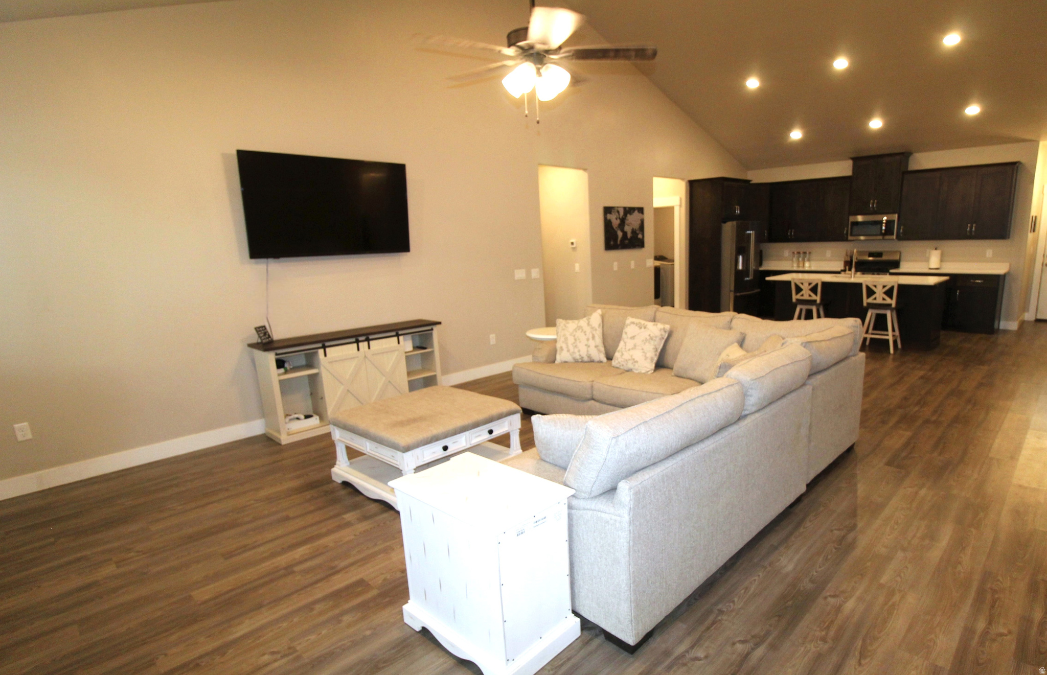 PANUZIO FARMS PRUD - Residential