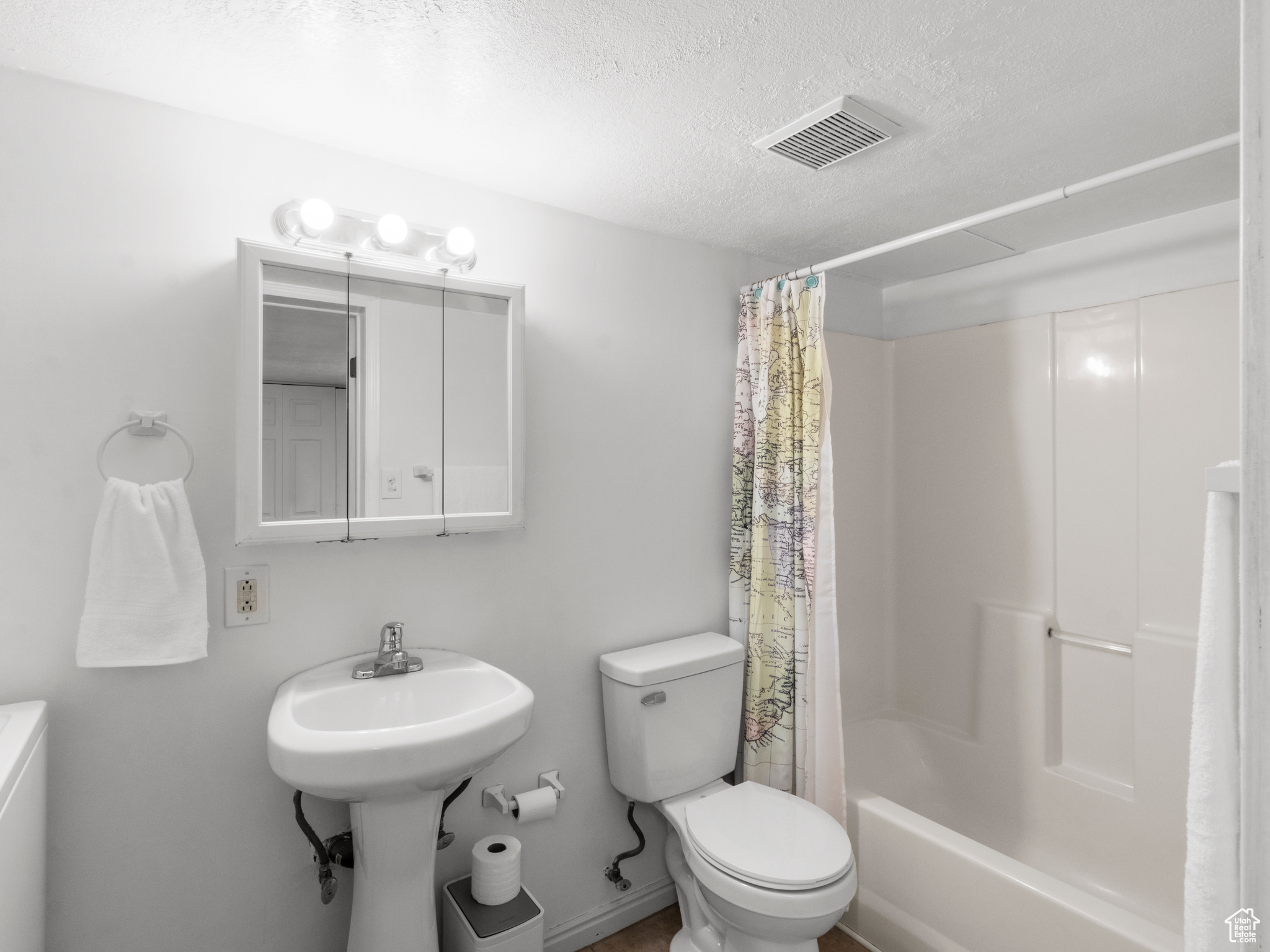 DIAMOND SUMMIT UNIT 1 - Residential