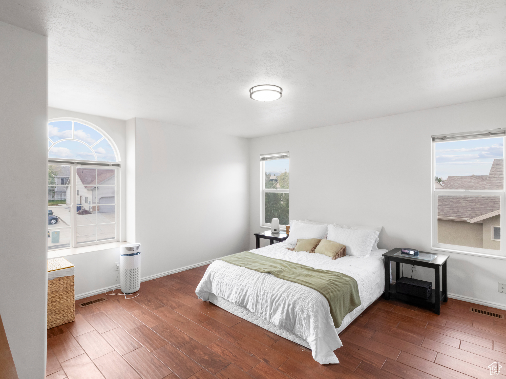 DIAMOND SUMMIT UNIT 1 - Residential