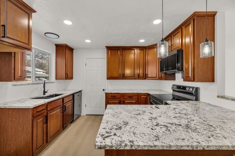 Tiny photo for 1929 E 5625 S, South Ogden, UT 84403 (MLS # 2138485)