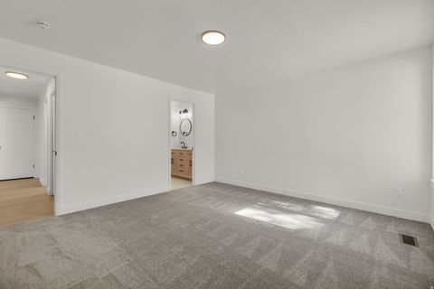 Tiny photo for 1929 E 5625 S, South Ogden, UT 84403 (MLS # 2138485)