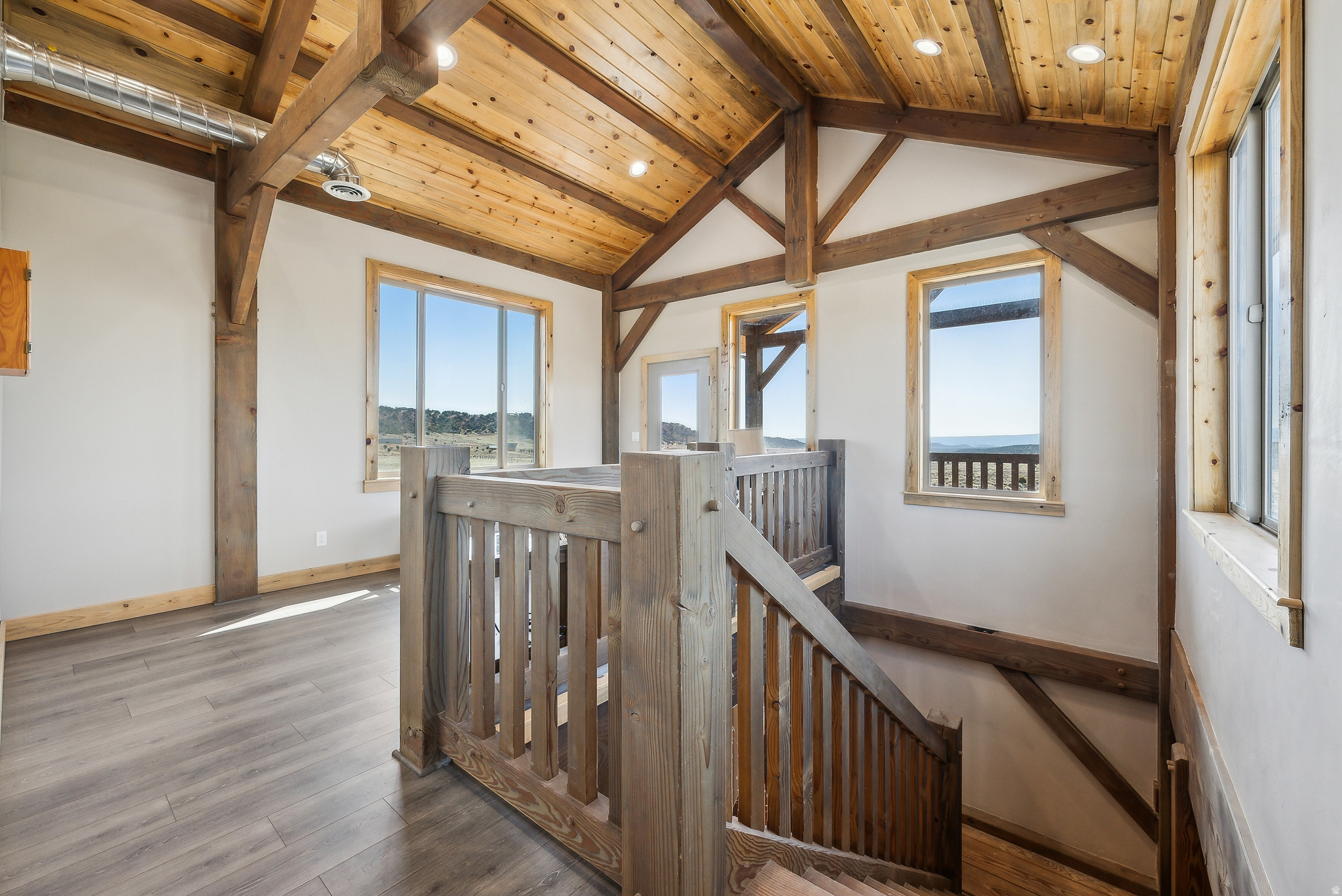 THUNDER RIDGE AIR - Residential