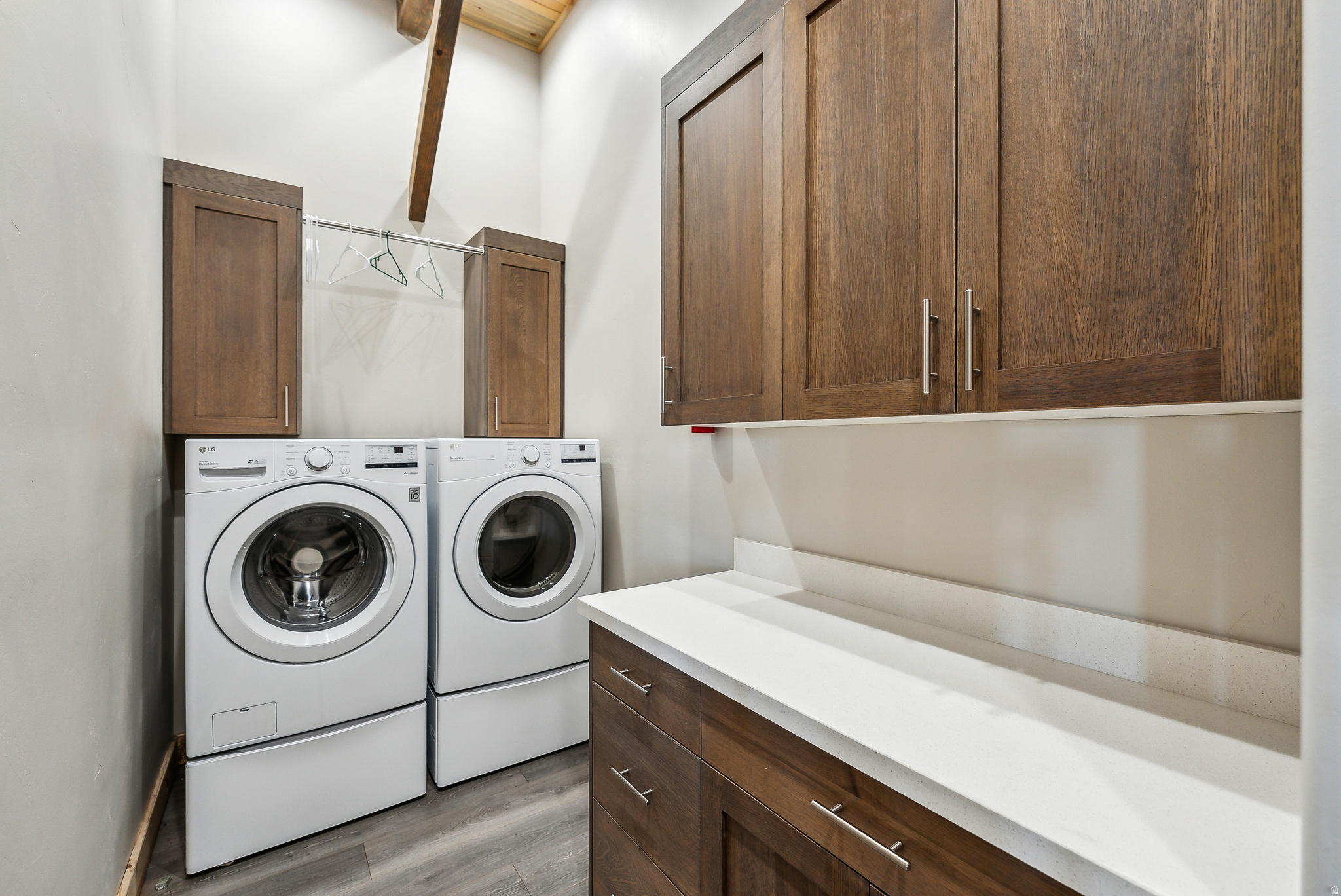 THUNDER RIDGE AIR - Residential