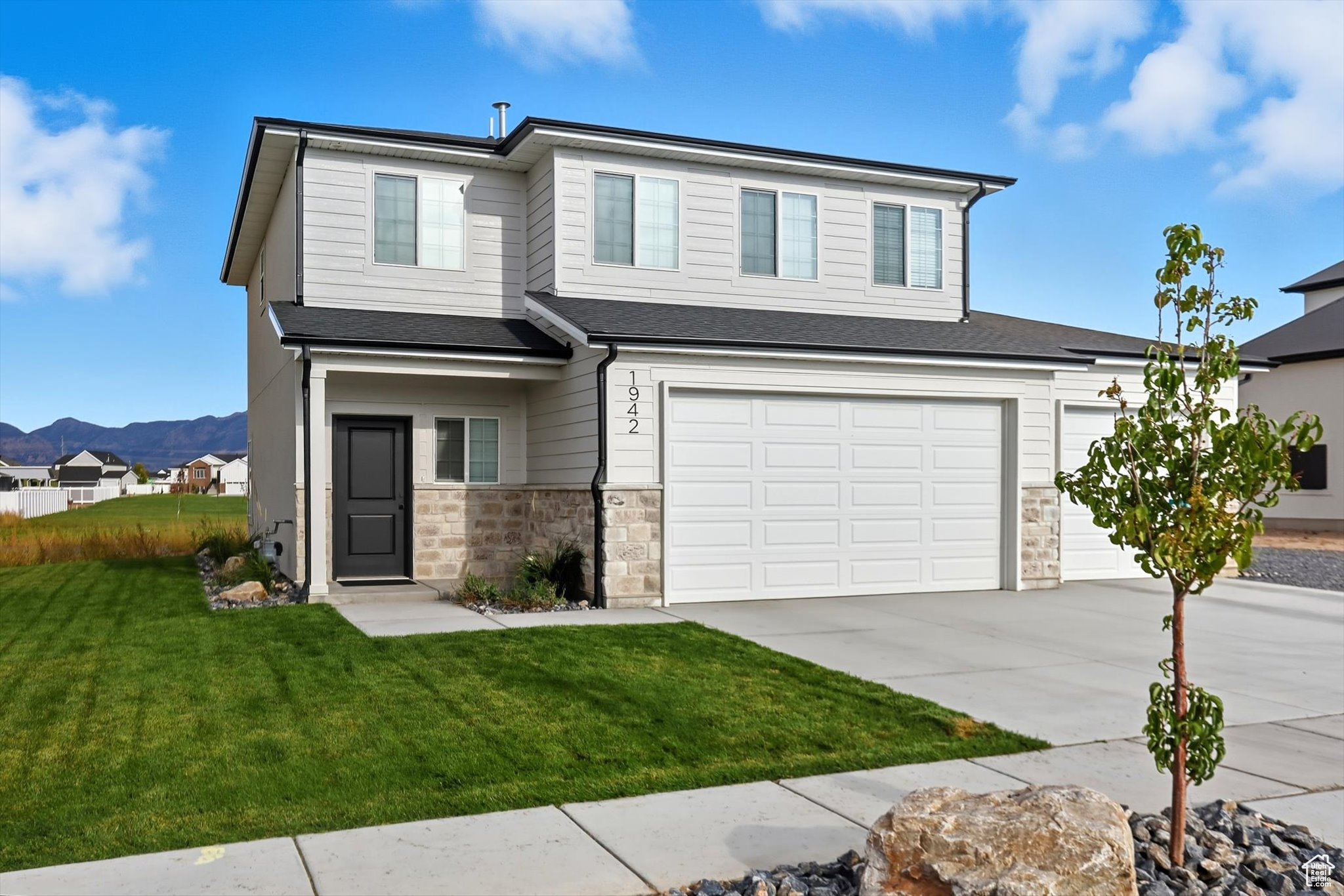 WINSTON PARK - Residential