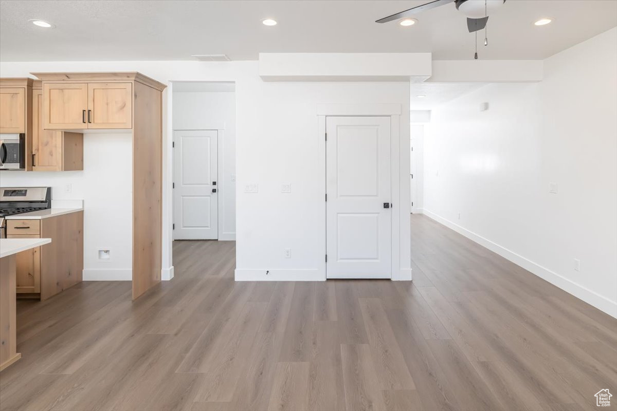 WINSTON PARK - Residential