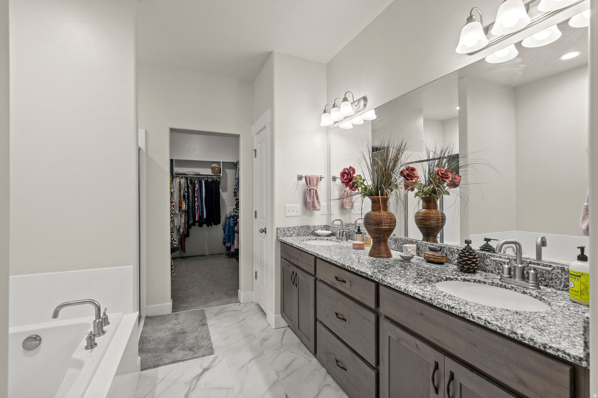 SALEM RIDGE - Residential Income