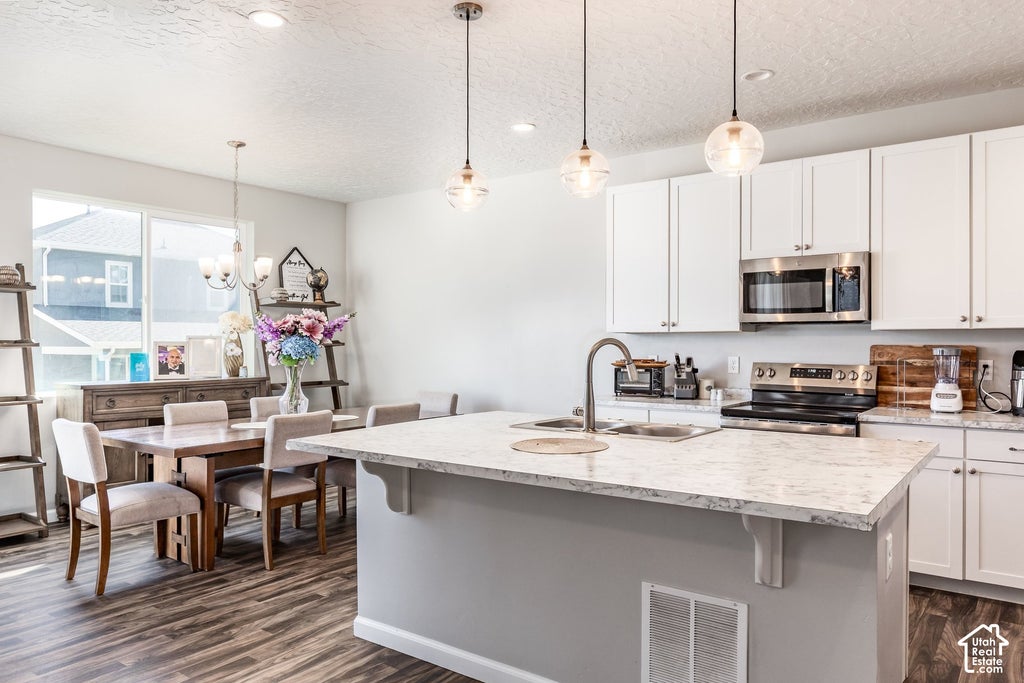 Photo of 15167 S MARADONA DR, Herriman, UT 84096 (MLS # 2188908)