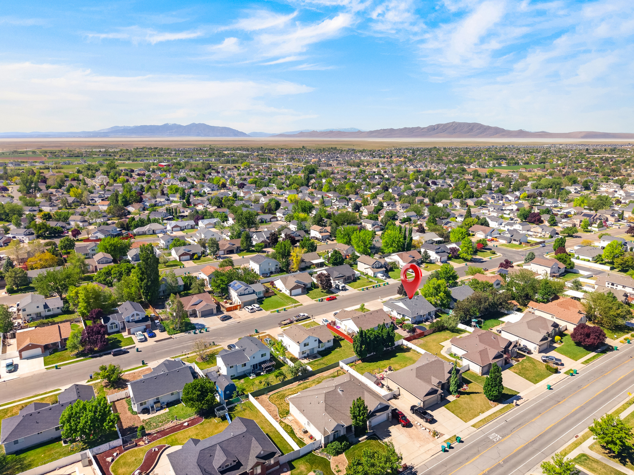 WINDSOR MEADOWS - Residential