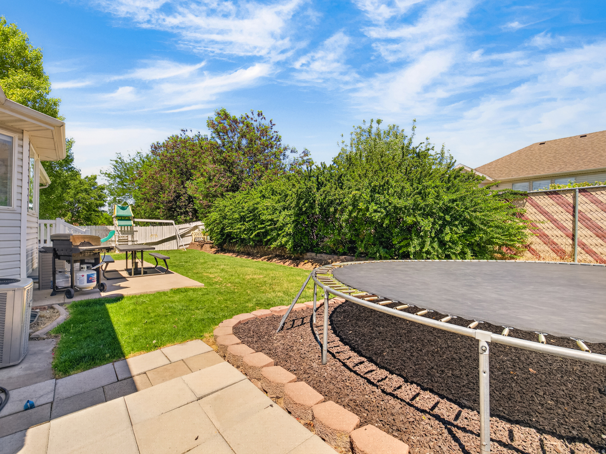 WINDSOR MEADOWS - Residential