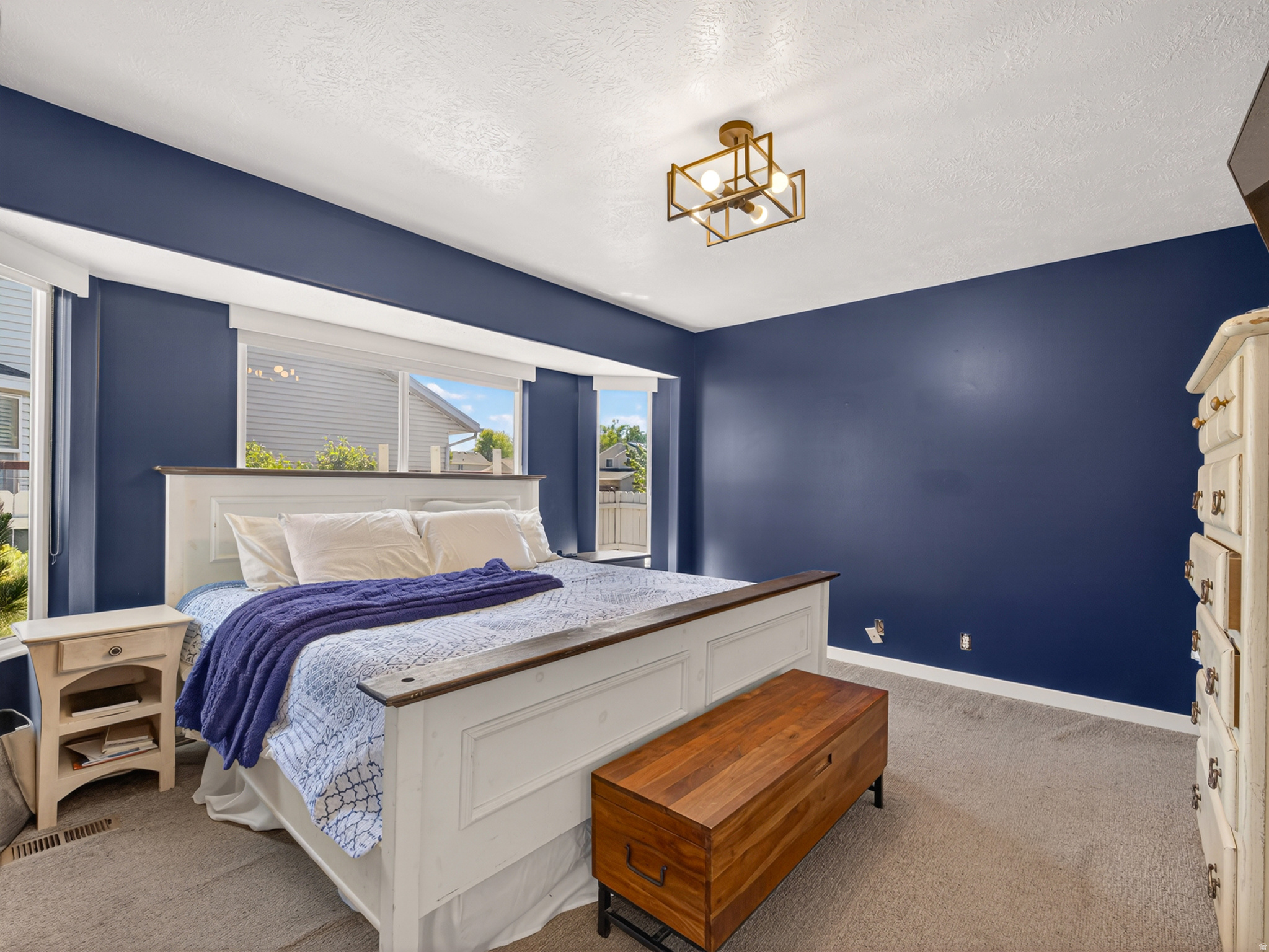 WINDSOR MEADOWS - Residential