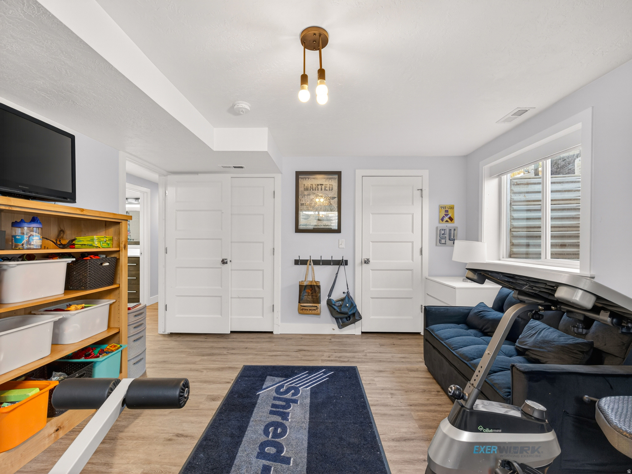 WINDSOR MEADOWS - Residential
