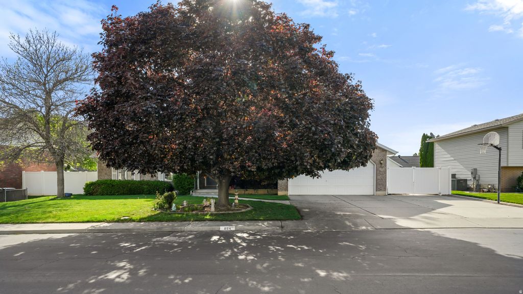 Photo of 864 S 900 E, Spanish Fork, UT 84660 (MLS # 2154981)