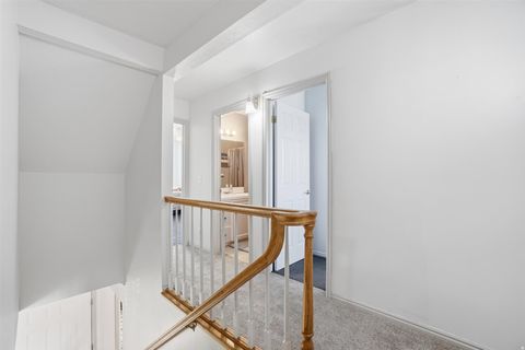Tiny photo for 845 N 275 W, Bountiful, UT 84010 (MLS # 2155460)