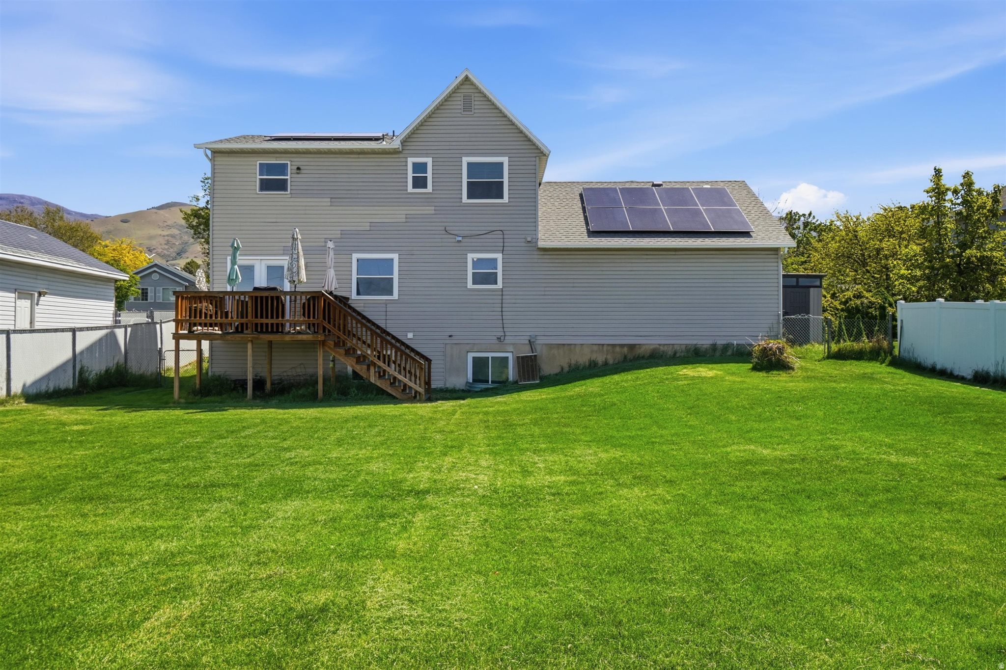 HOLMES PARK - Residential