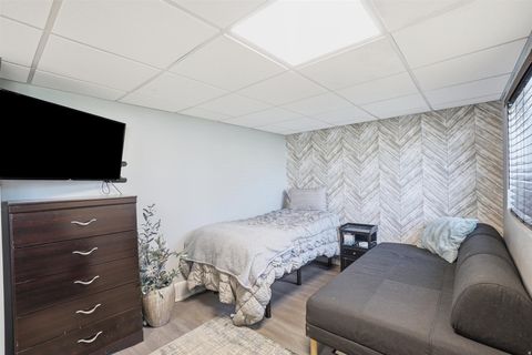 Tiny photo for 845 N 275 W, Bountiful, UT 84010 (MLS # 2155460)