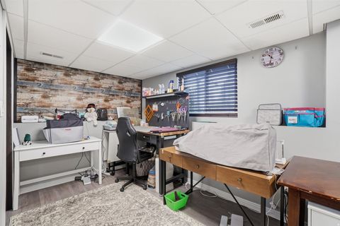 Tiny photo for 845 N 275 W, Bountiful, UT 84010 (MLS # 2155460)