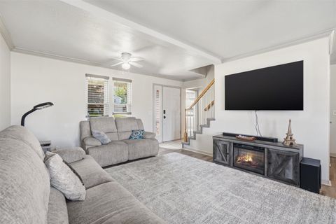 Tiny photo for 845 N 275 W, Bountiful, UT 84010 (MLS # 2155460)
