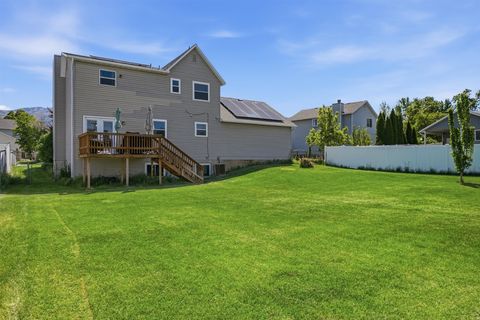 Tiny photo for 845 N 275 W, Bountiful, UT 84010 (MLS # 2155460)