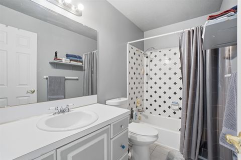 Tiny photo for 845 N 275 W, Bountiful, UT 84010 (MLS # 2155460)