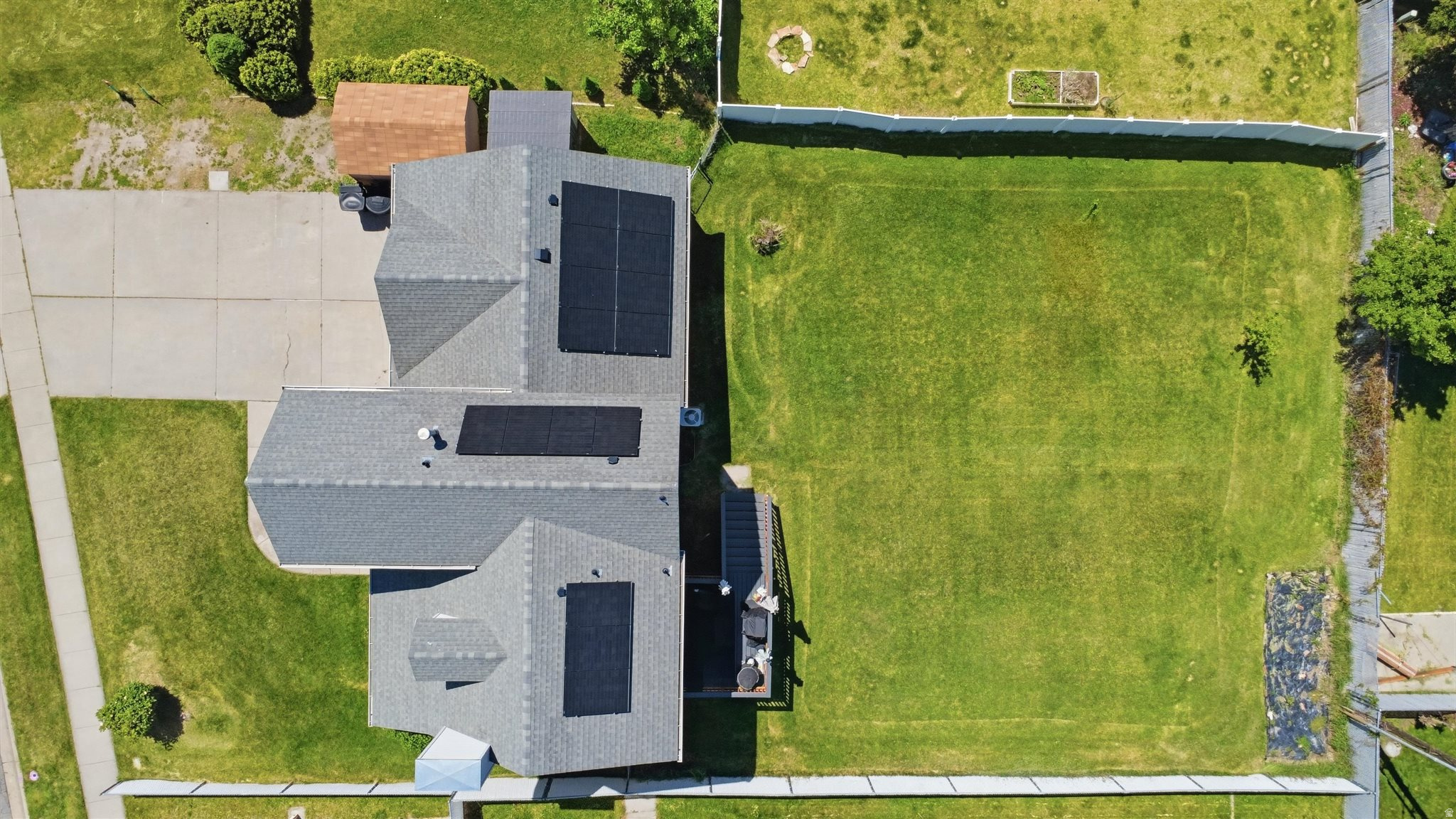HOLMES PARK - Residential