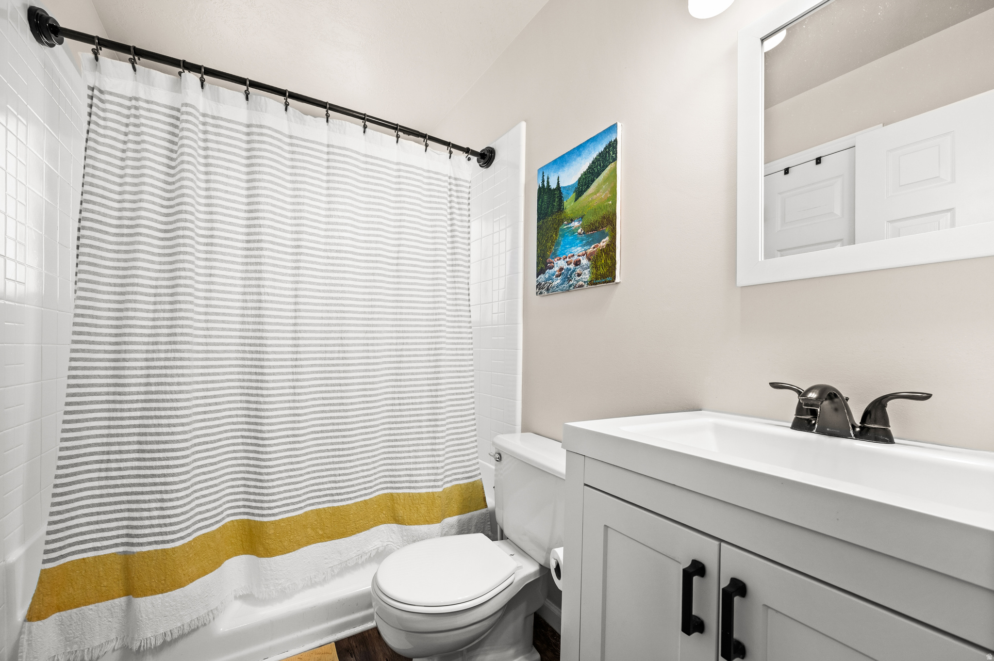 COUNTRY CREEK - Residential