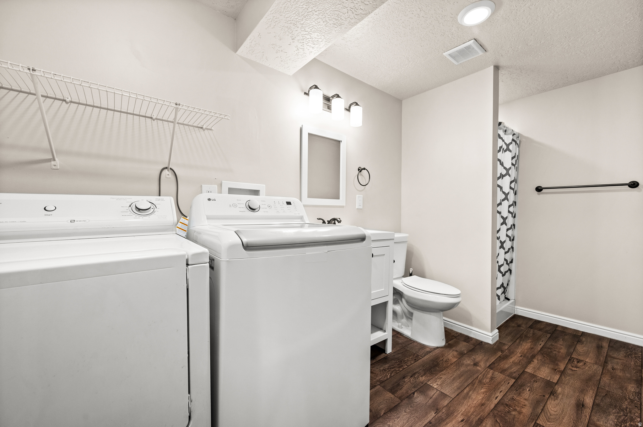 COUNTRY CREEK - Residential