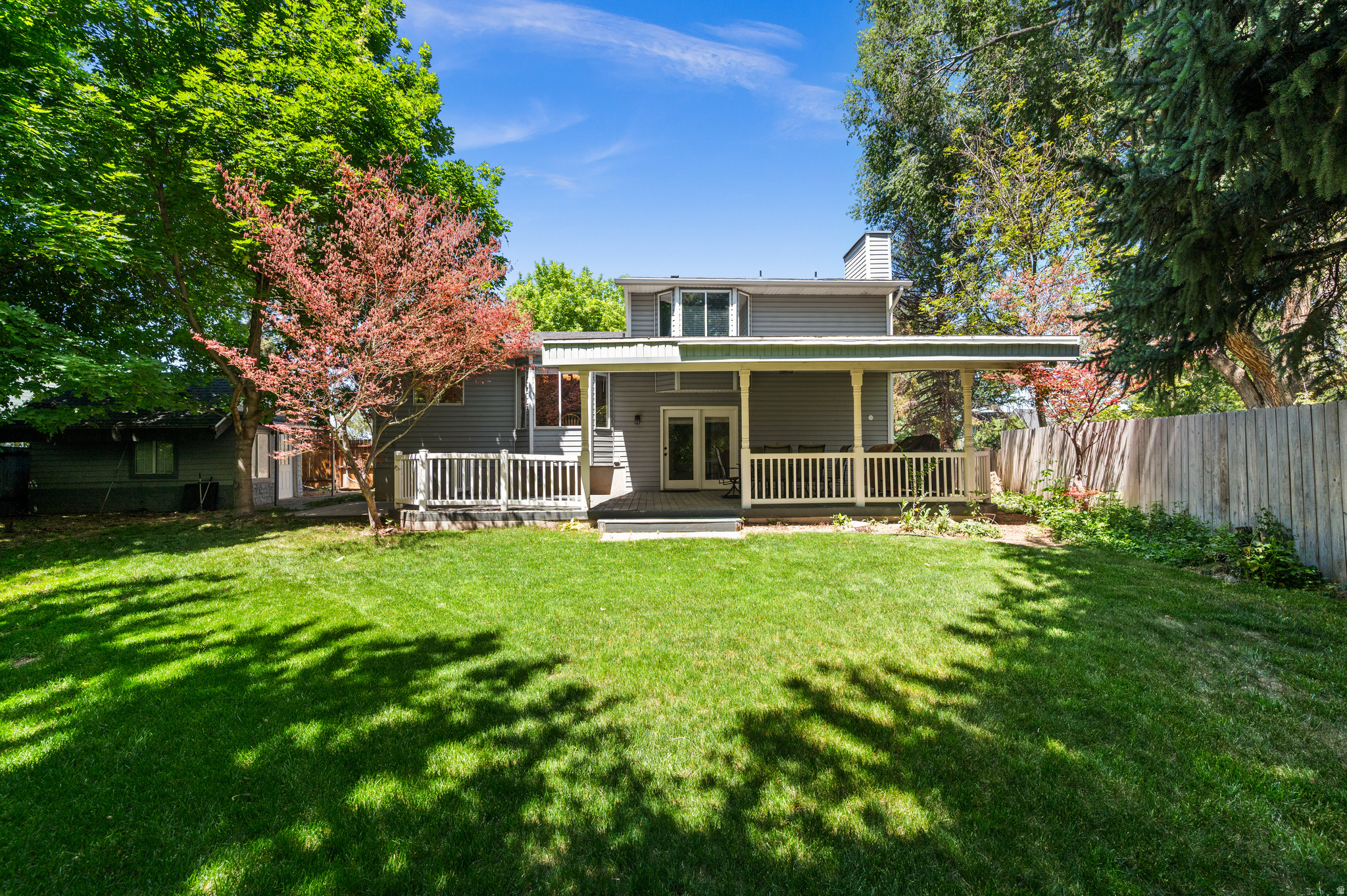 COUNTRY CREEK - Residential