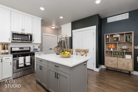 Tiny photo for 2681 N 1200 E, North Ogden, UT 84414 (MLS # 2156081)