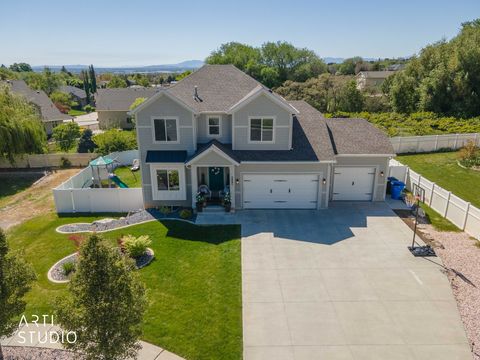 Tiny photo for 2681 N 1200 E, North Ogden, UT 84414 (MLS # 2156081)