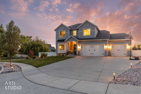 Tiny photo for 2681 N 1200 E, North Ogden, UT 84414 (MLS # 2156081)