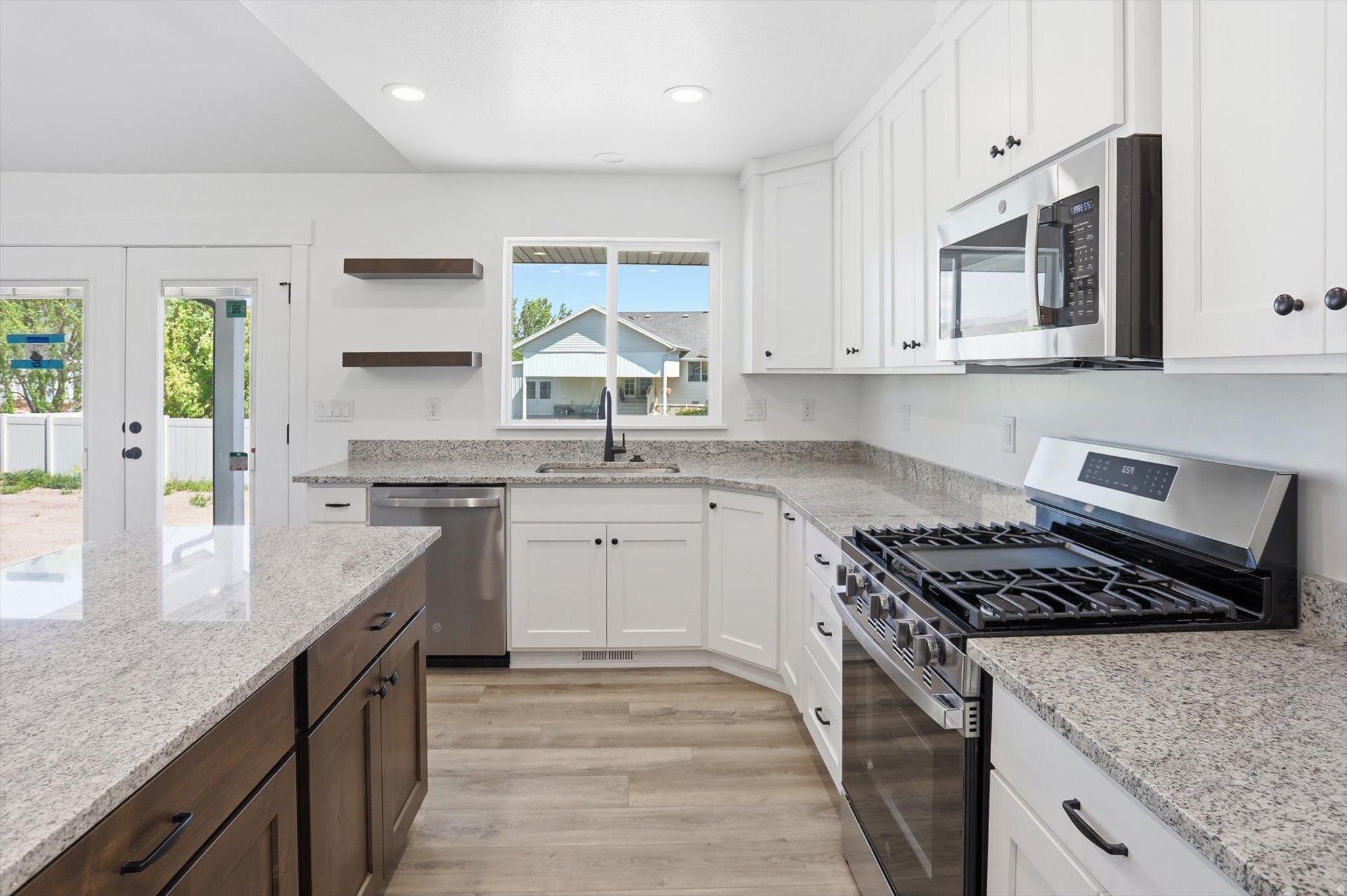 KIRKLAND - Residential
