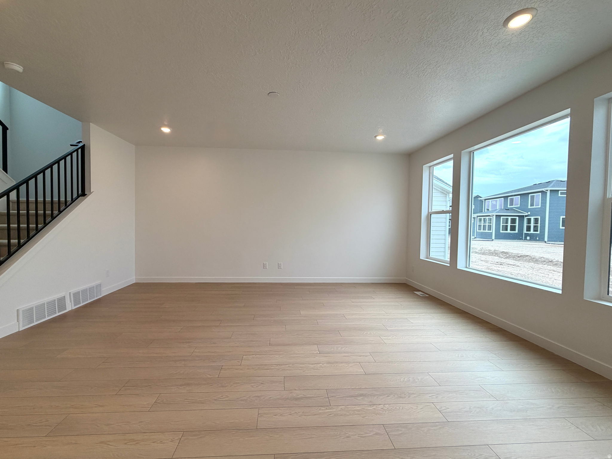 FIREFLY - Residential