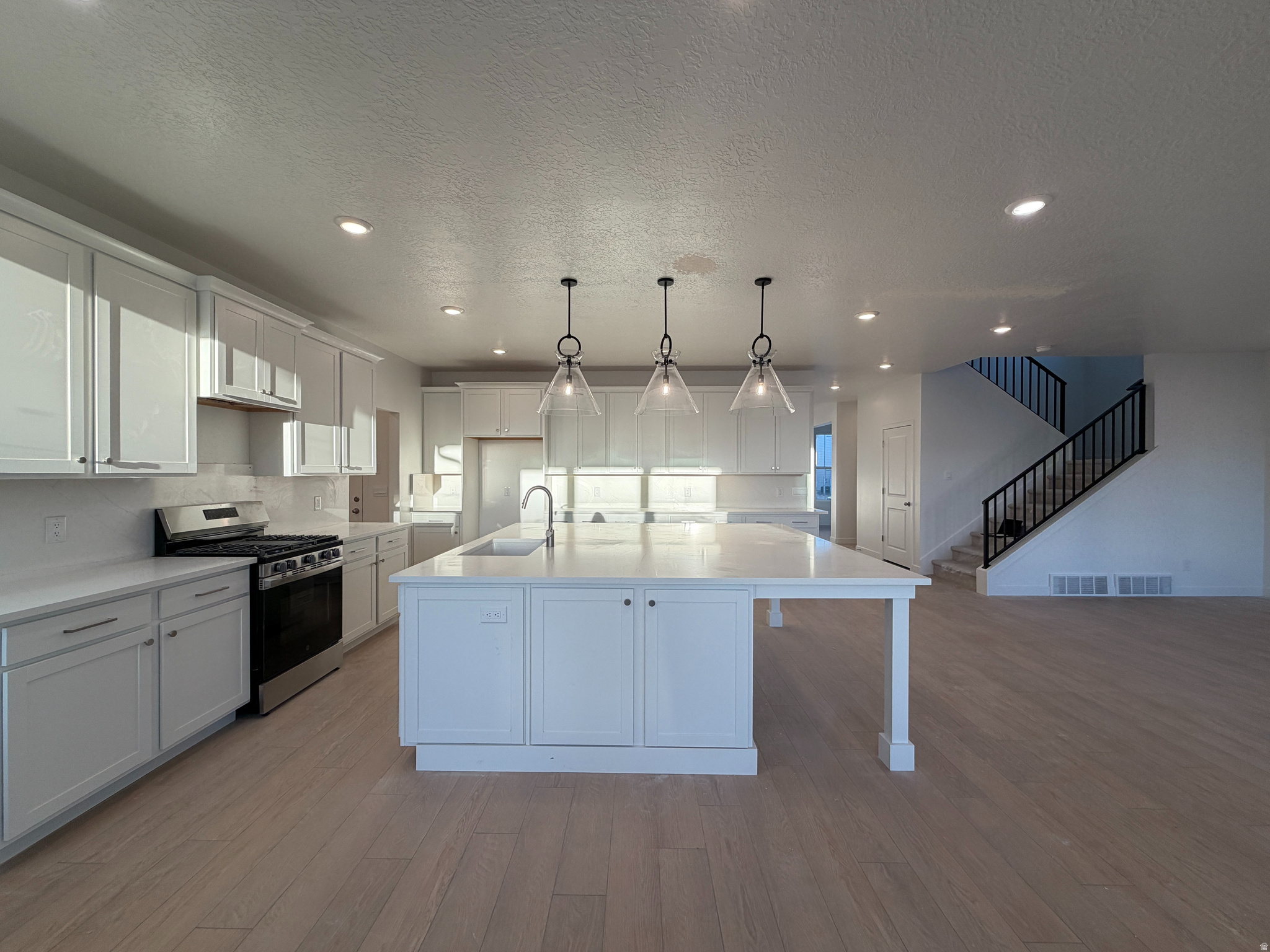 FIREFLY - Residential