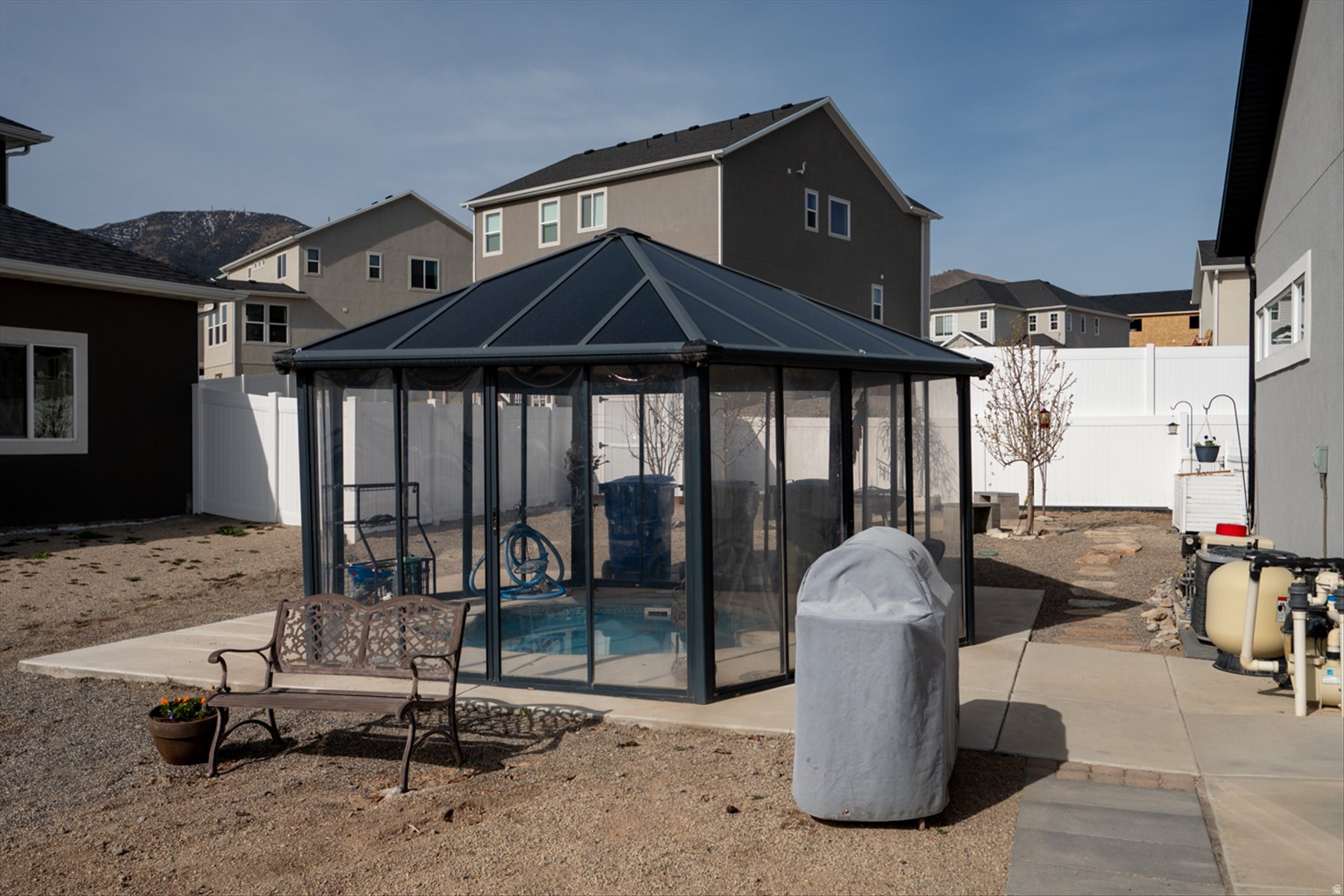 HERON HILLS - Residential