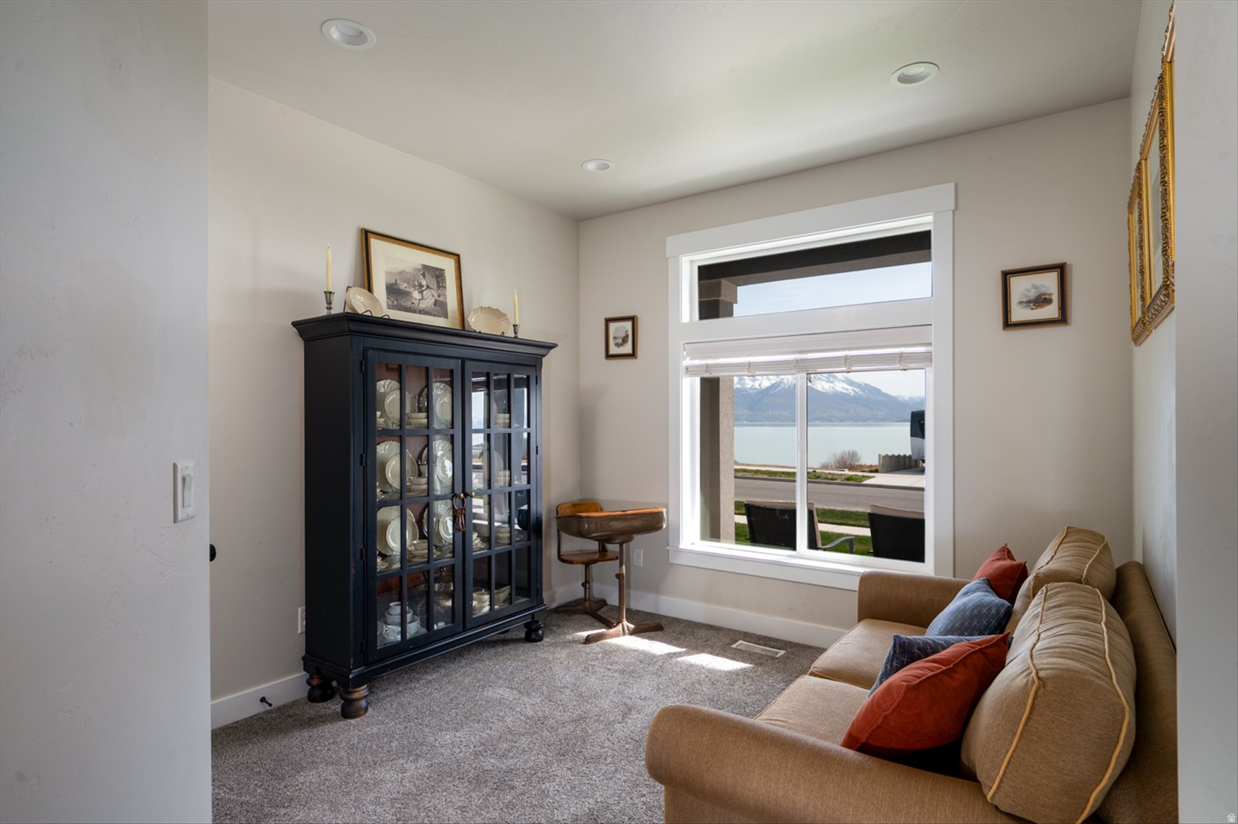 HERON HILLS - Residential