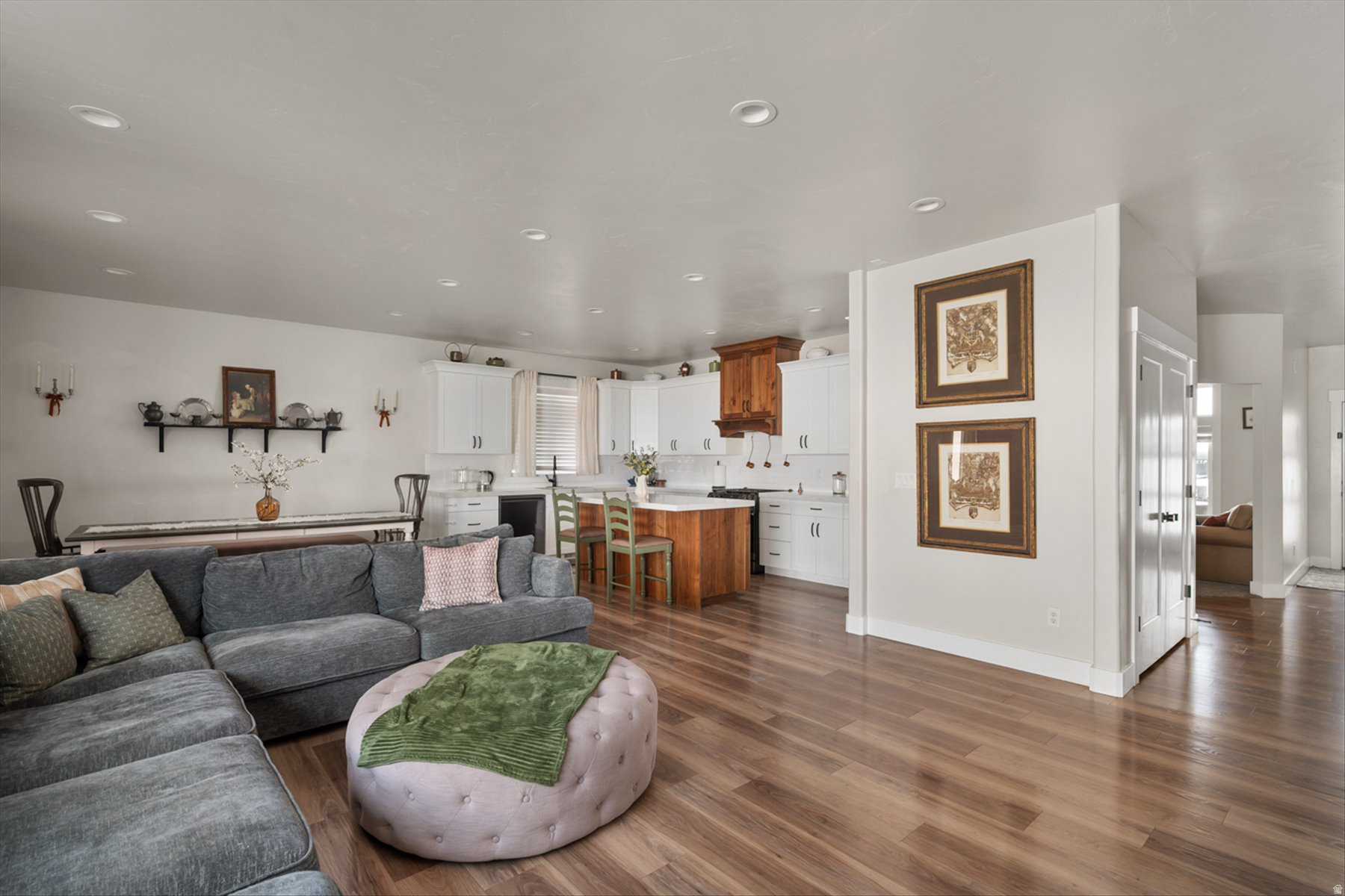 HERON HILLS - Residential