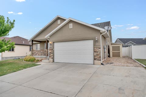 Tiny photo for 265 W 125 N, Clearfield, UT 84015 (MLS # 2167910)