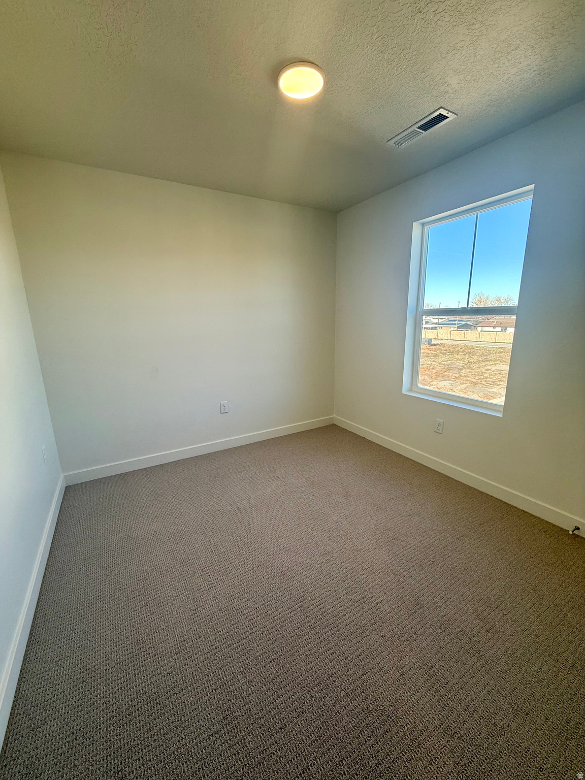 TOWNS ON MAIN - Residential