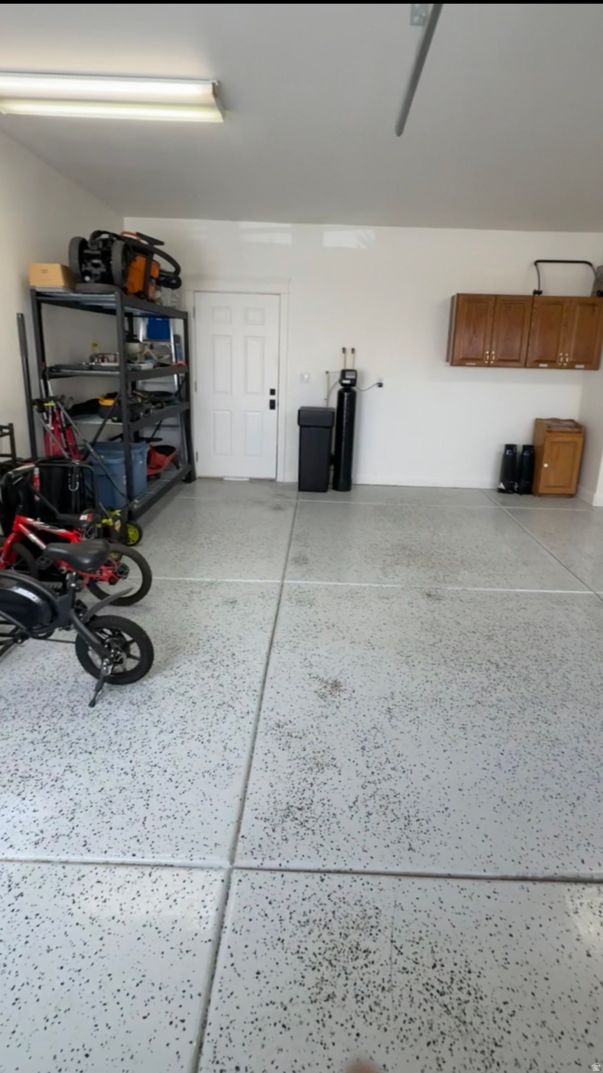 LAGUNA AT GREEN SPRINGS - Residential