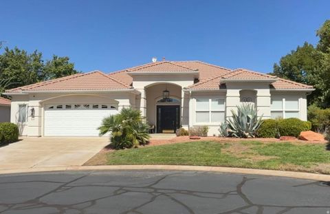 Photo of 834 W CHICKADEE Ct, Washington, UT 84780 (MLS # 2128296)