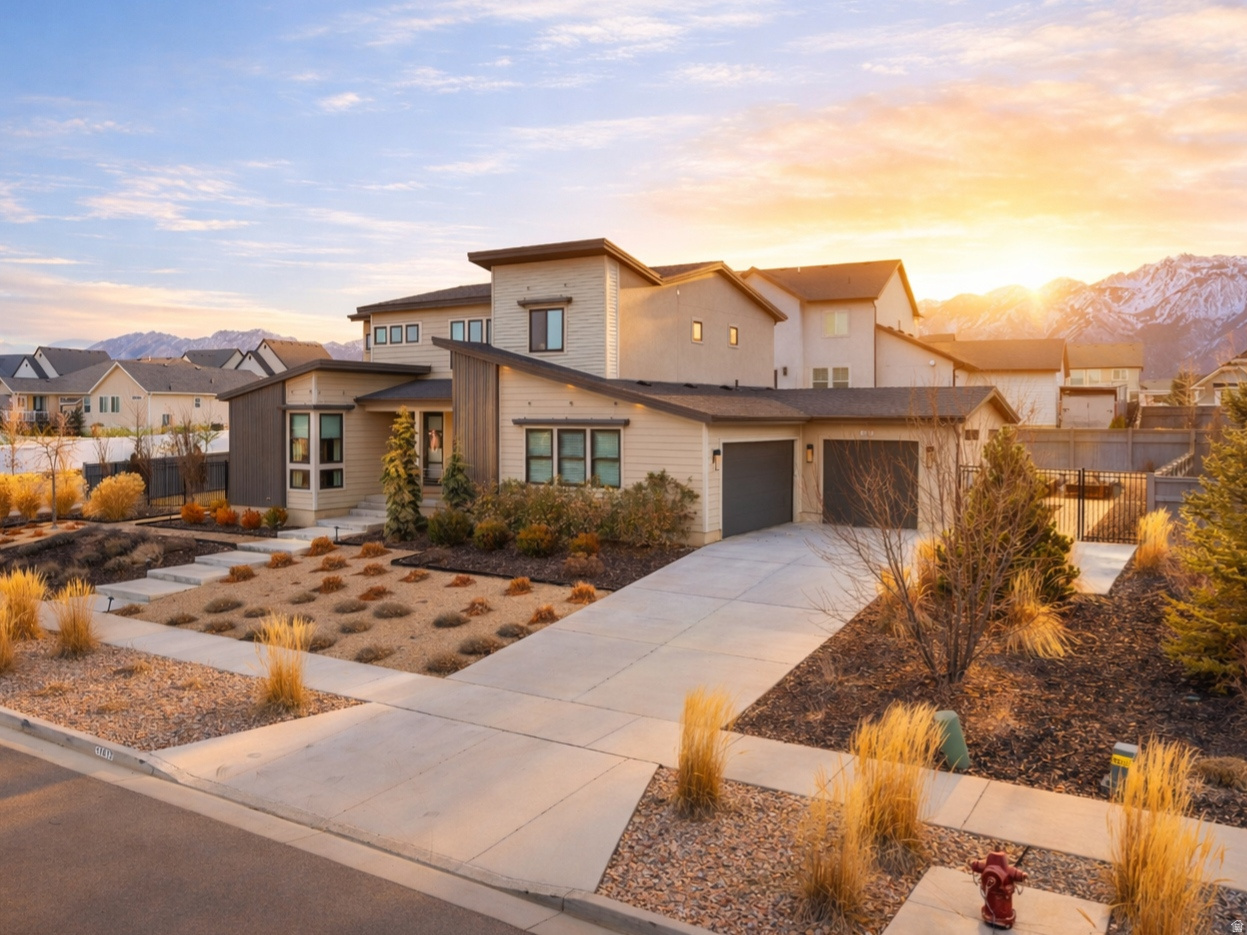 WILLOW CREEK - Residential