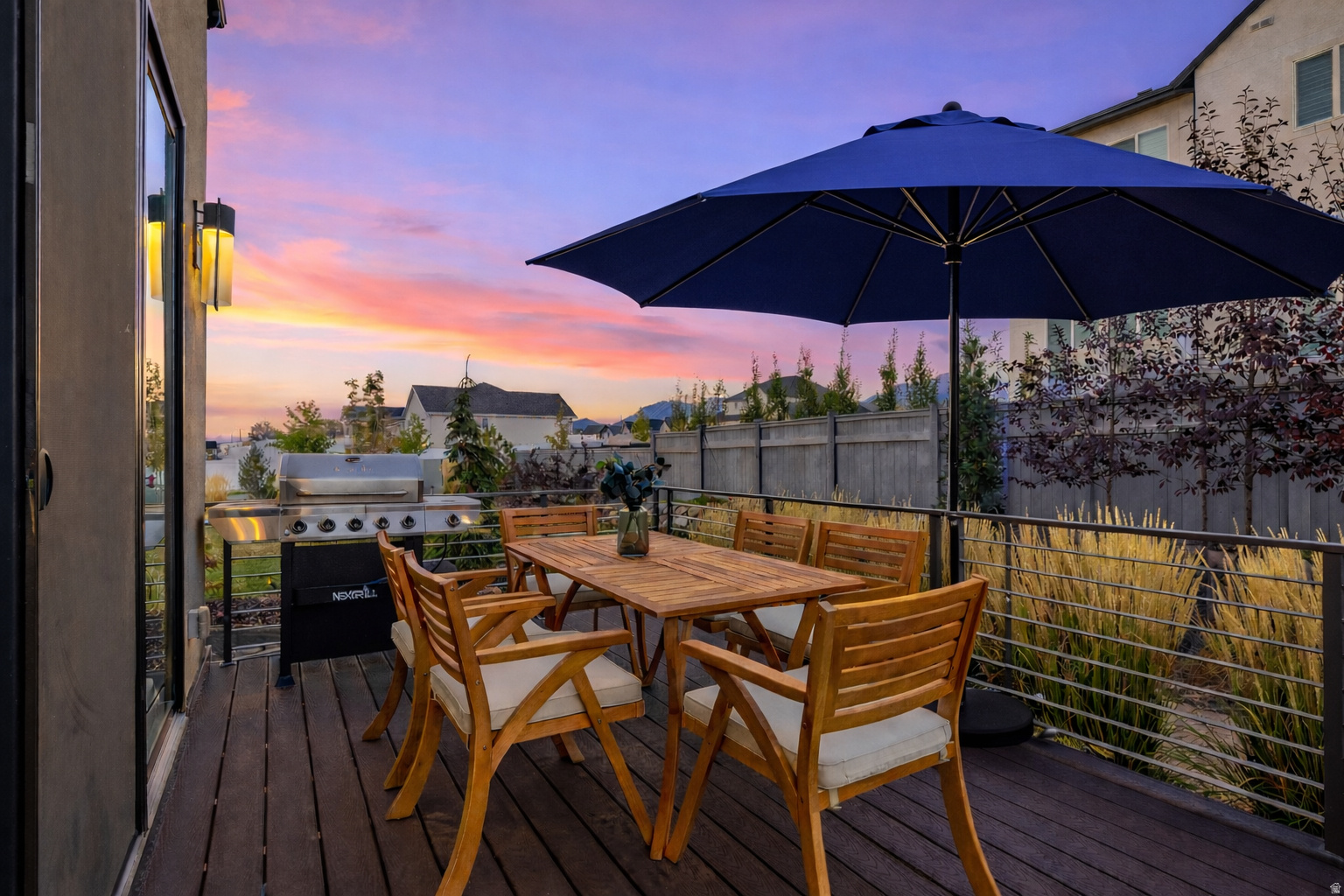 WILLOW CREEK - Residential