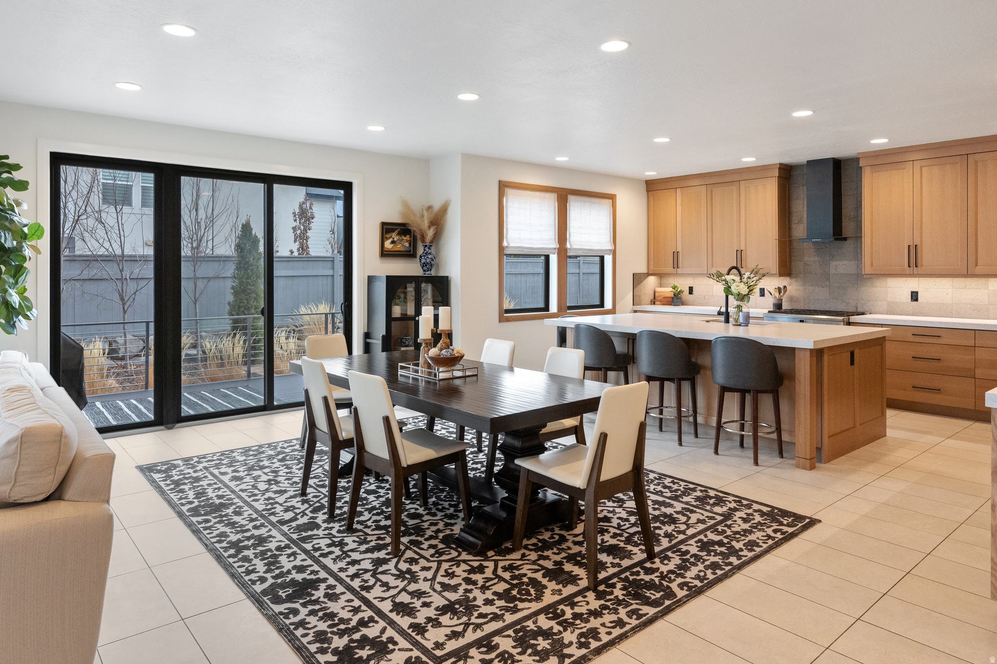 WILLOW CREEK - Residential