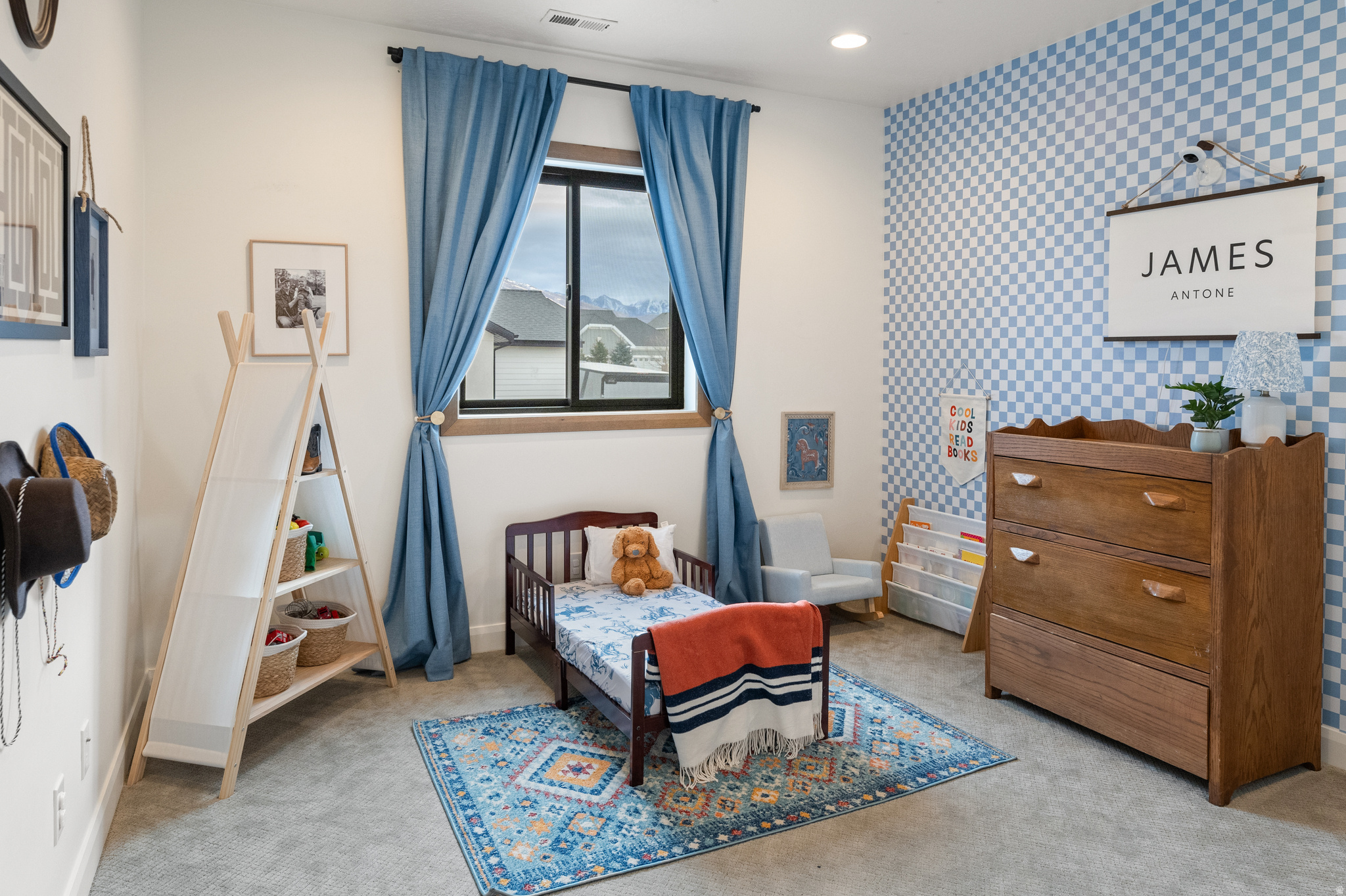 WILLOW CREEK - Residential