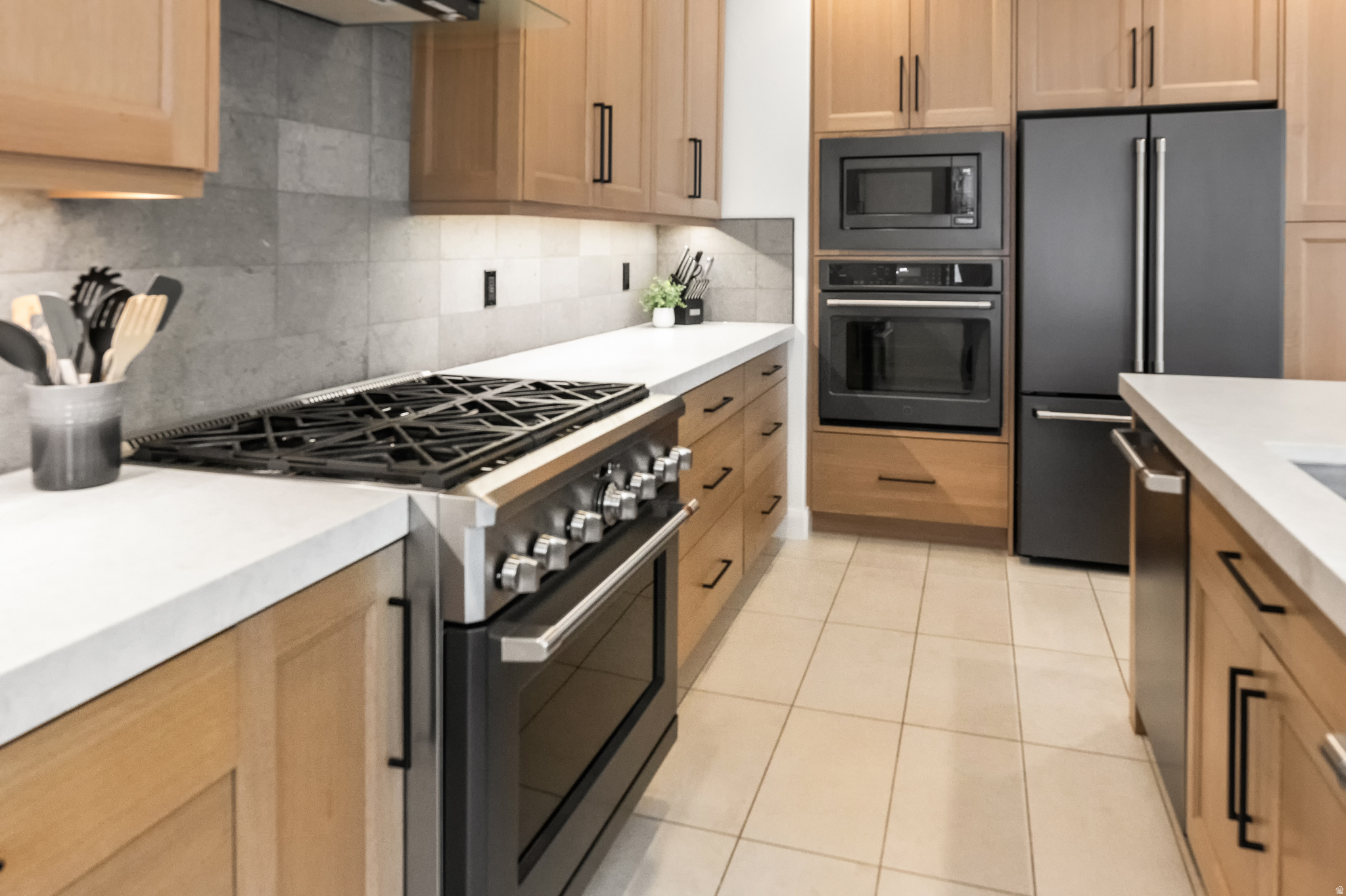 WILLOW CREEK - Residential